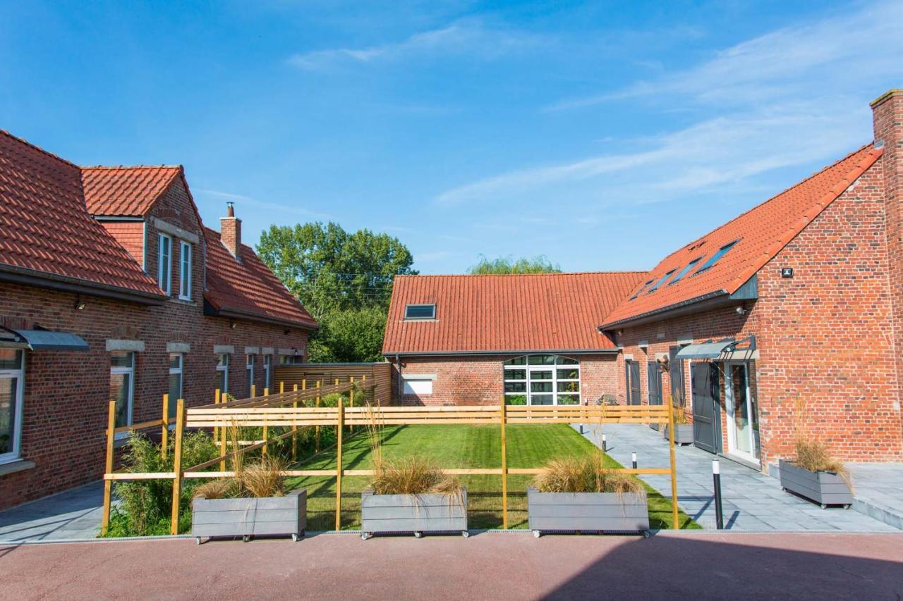 Gites De La Vesee La Chapelle d'Armentieres Exterior photo